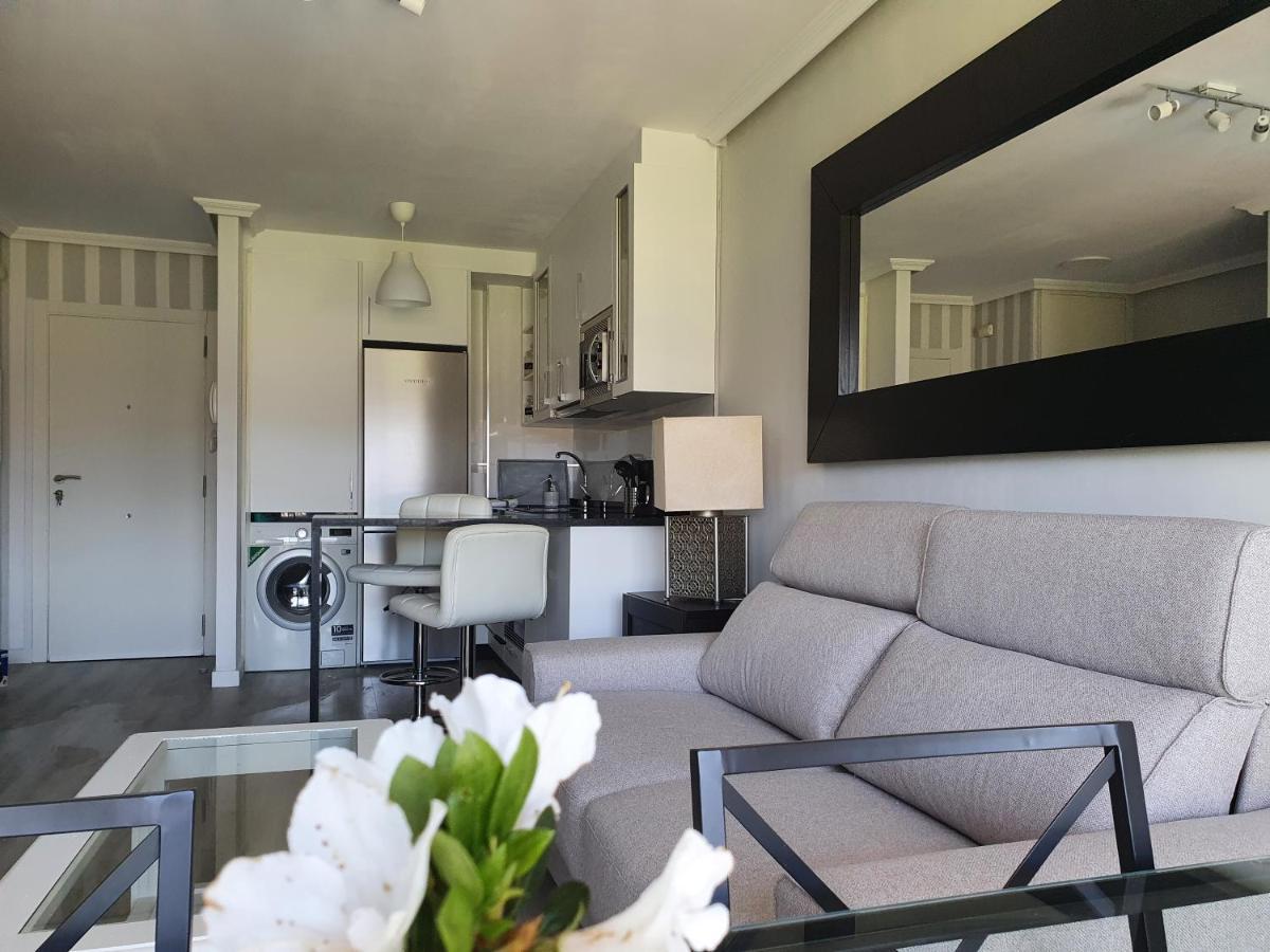 Apartamento Con Piscina En Boiro - Cabo De Cruz 外观 照片